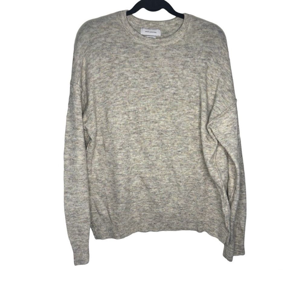 Urban Outfitters Men's Wool Blend Crew Neck Sweater SZ Medium Causal Raw Hem
